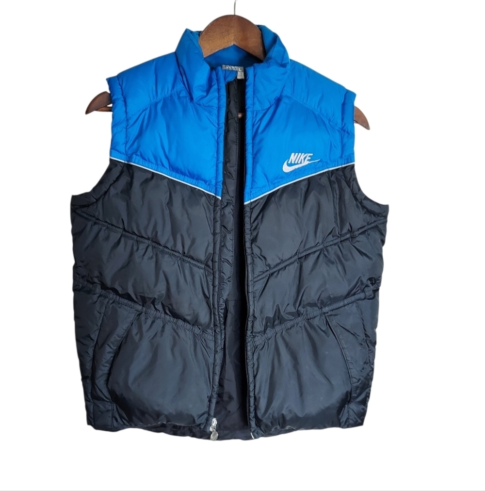 Nike Black and Blue Puffer Vest - Picture 2 of 5